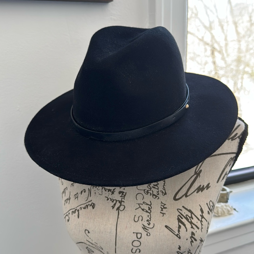 100% Wool Melrose & Market Hat